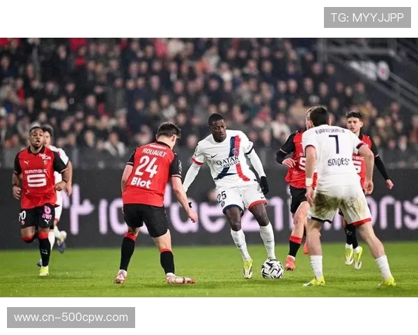 法甲争冠变局：朗斯反超巴黎登顶，雷恩终结巴黎七连胜